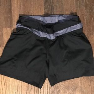 👀Women Specialized Bike Shorts Padded Size Small.Like New